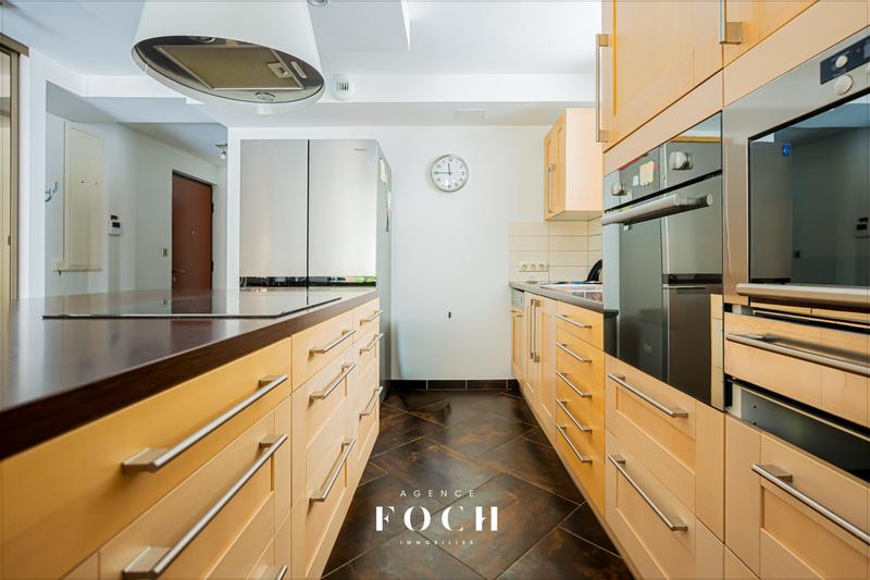 Appartement - 82 m² - 4 pièces