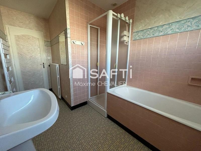 Maison - 137 m² - 5 pièces