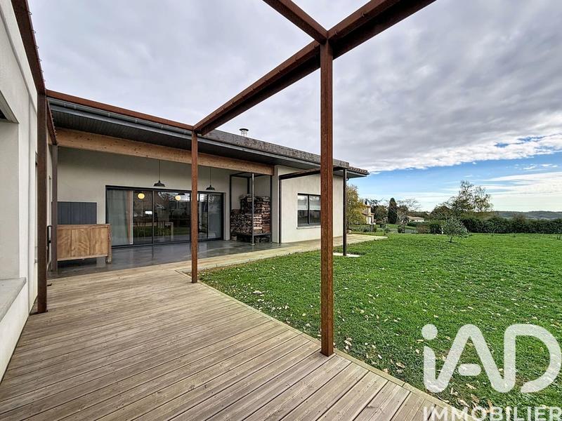 Maison - 190 m² - 7 pièces