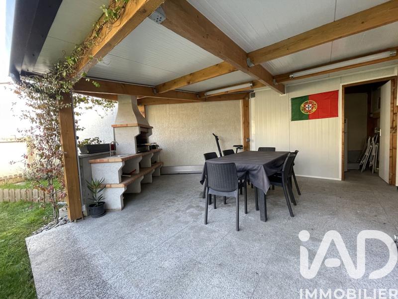 Maison - 93 m² - 5 pièces