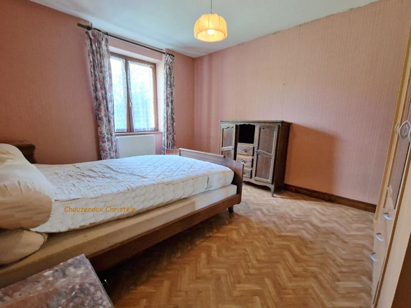 Maison - 220 m² - 8 pièces