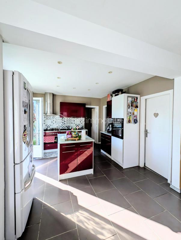 Maison - 106 m² - 5 pièces