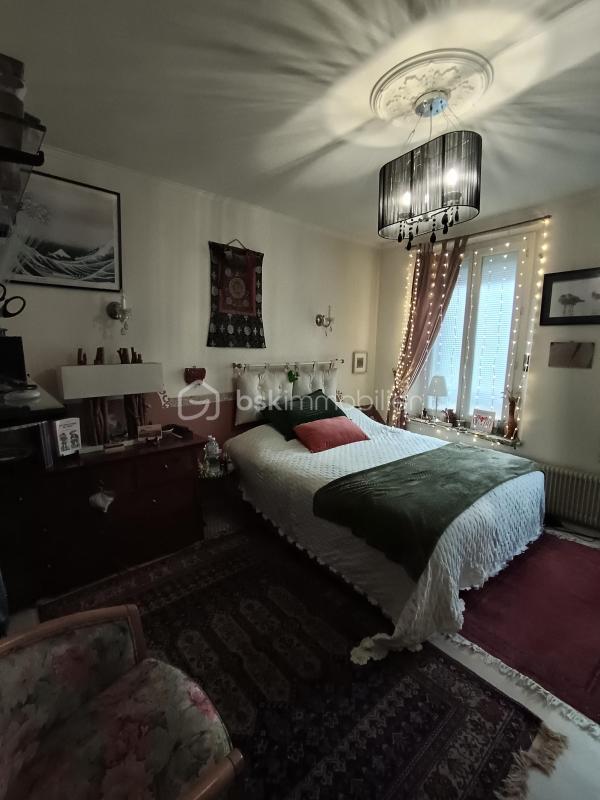 Immeuble - 134 m² - 6 pièces