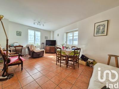 Maison - 104 m² - 4 pièces