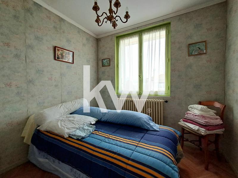 Maison - 98 m² - 5 pièces