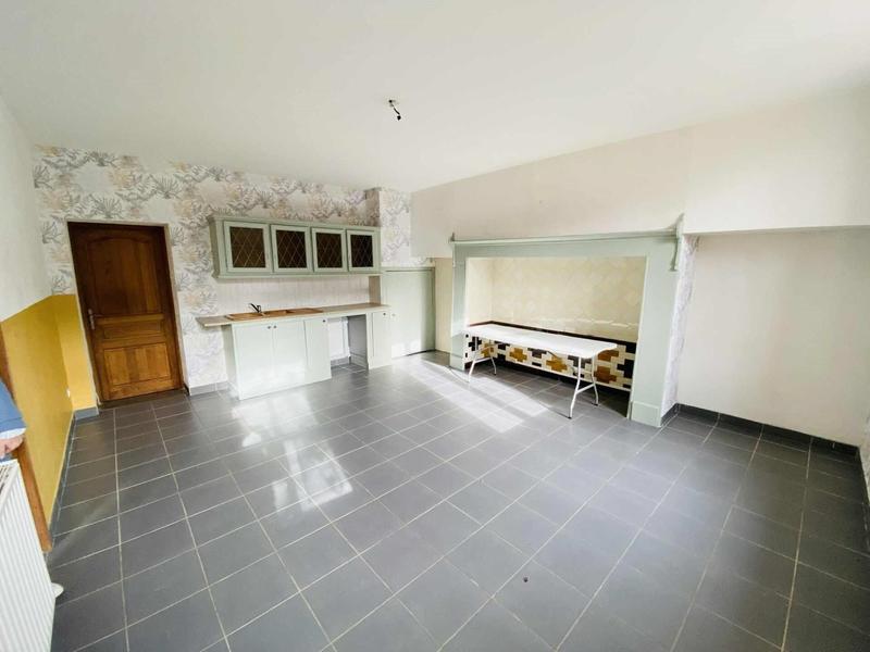 Maison - 244 m² - 12 pièces