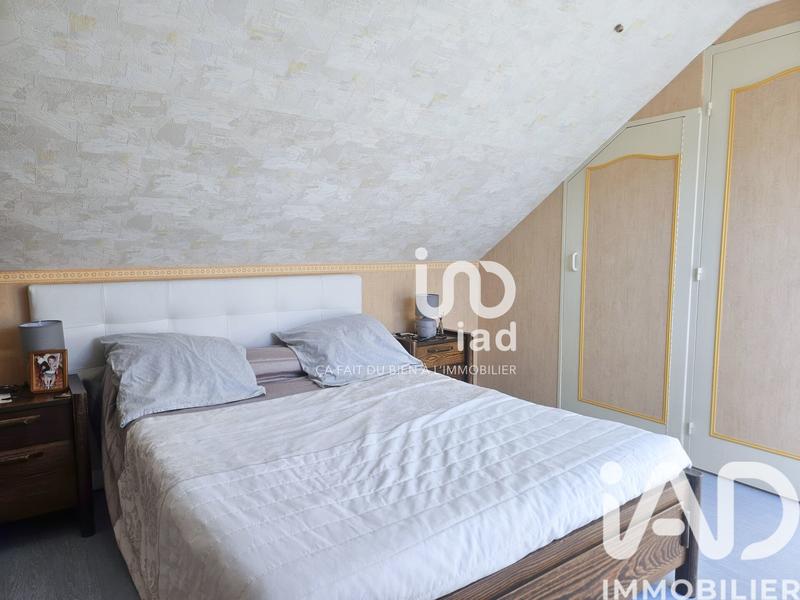 Maison - 141 m² - 8 pièces