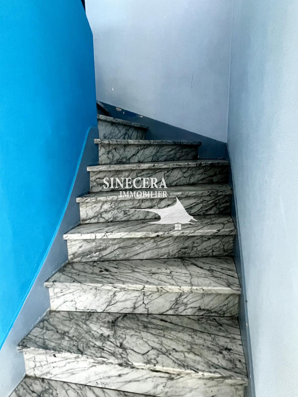 Maison - 190 m² - 9 pièces