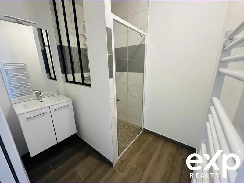 Maison - 97 m² - 5 pièces