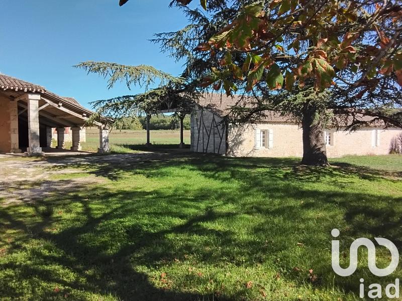 Maison - 160 m² - 16 pièces