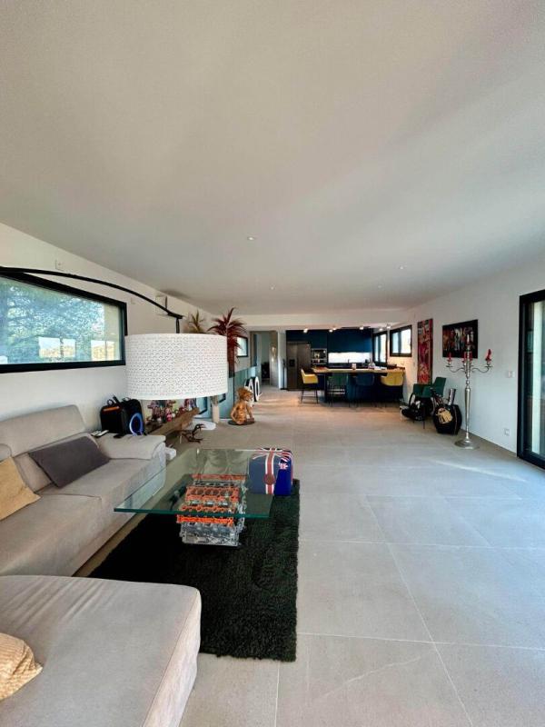 Villa - 175 m² - 5 pièces