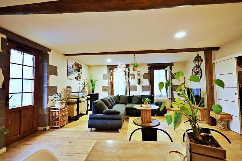 Maison - 152 m² - 6 pièces