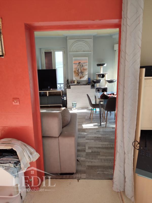 Immeuble - 350 m² - 6 pièces