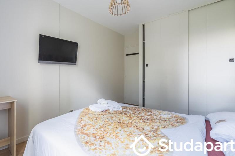 Chambre - 9 m² - 1 pièce