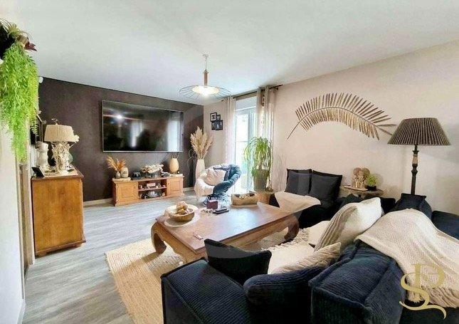 Maison - 148 m² - 6 pièces