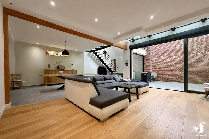 Maison - 150 m² - 4 pièces