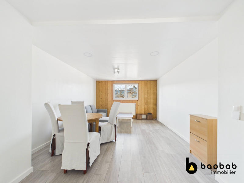 Appartement - 82 m² - 4 pièces