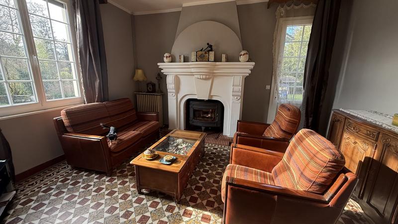 Maison - 144 m² - 7 pièces