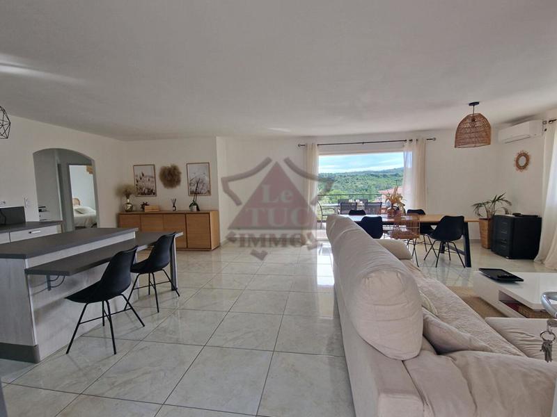 Villa - 100 m² - 4 pièces