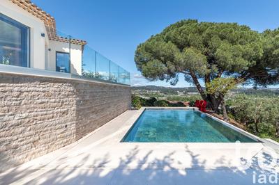 Maison de maîtres - 200 m² - 8 pièces