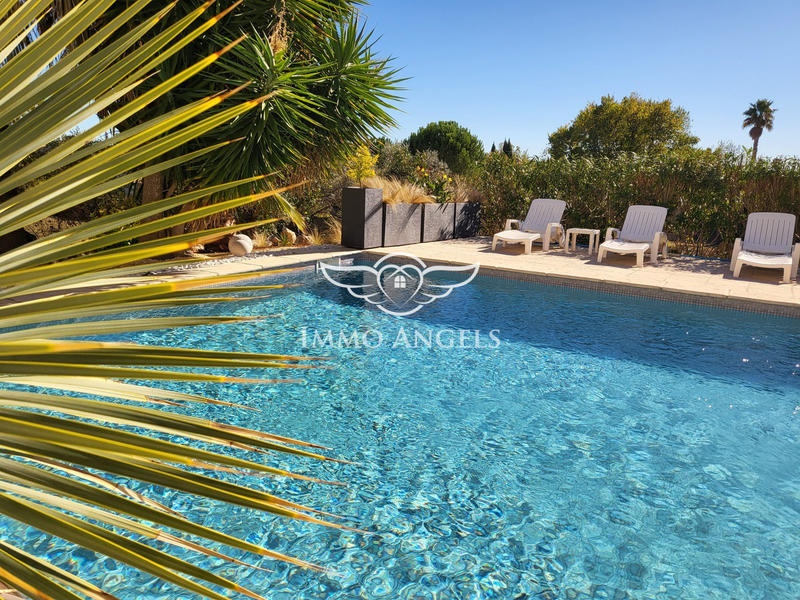 Maison - 192 m² - 8 pièces