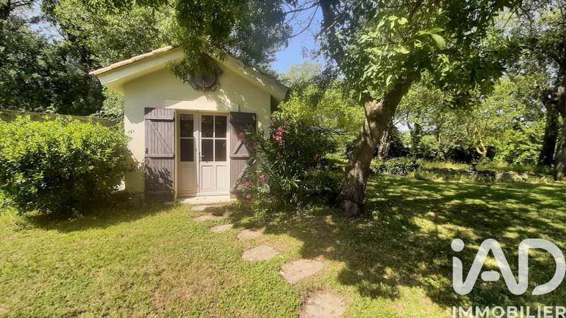 Maison - 218 m² - 7 pièces