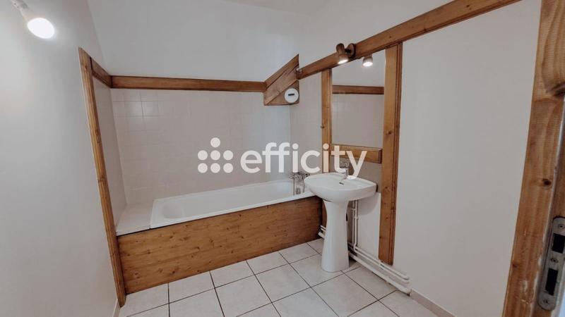 Duplex - 93 m² - 4 pièces