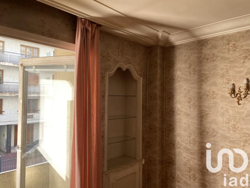 Appartement - 90 m² - 4 pièces