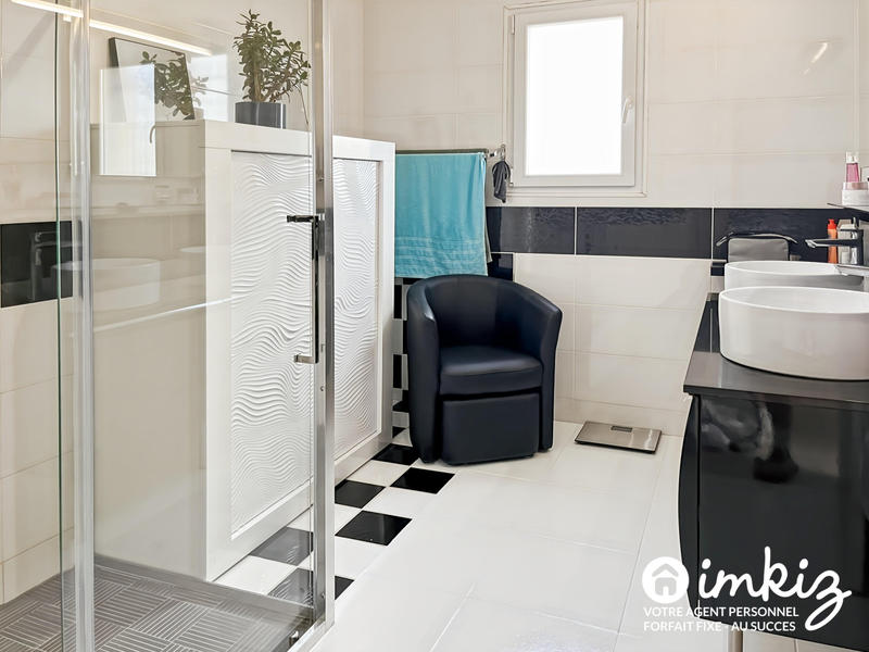 Maison - 126 m² - 4 pièces