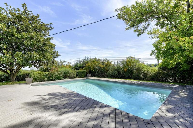 Maison - 135 m² - 6 pièces