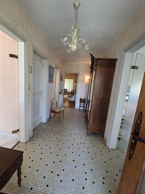 Maison - 152 m² - 7 pièces