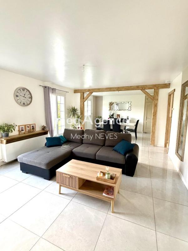 Maison - 110 m² - 4 pièces