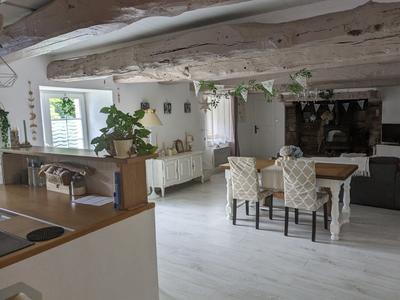 Maison - 170 m² - 7 pièces