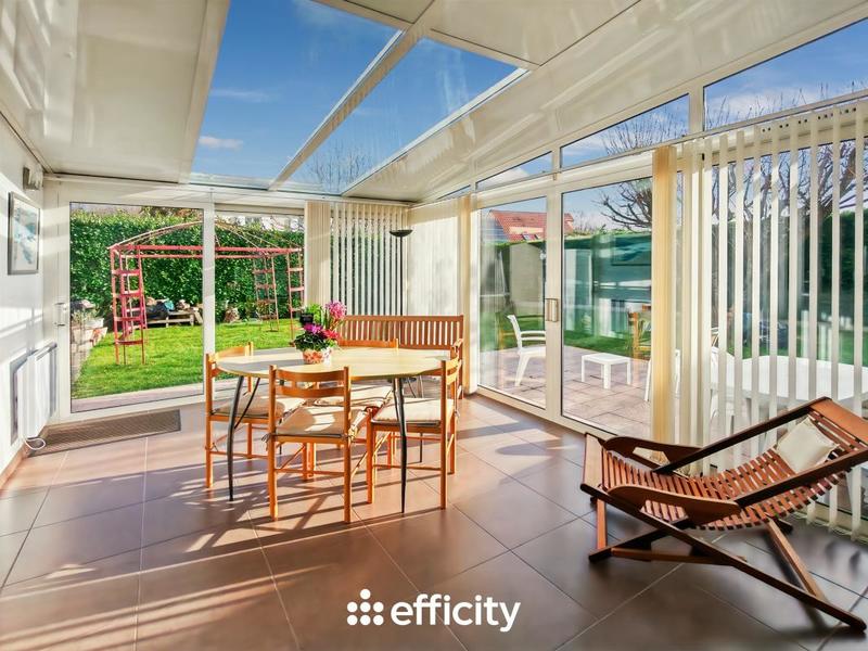 Pavillon - 145 m² - 7 pièces