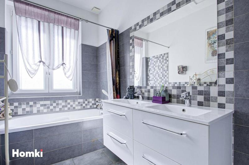 Maison - 128 m² - 5 pièces