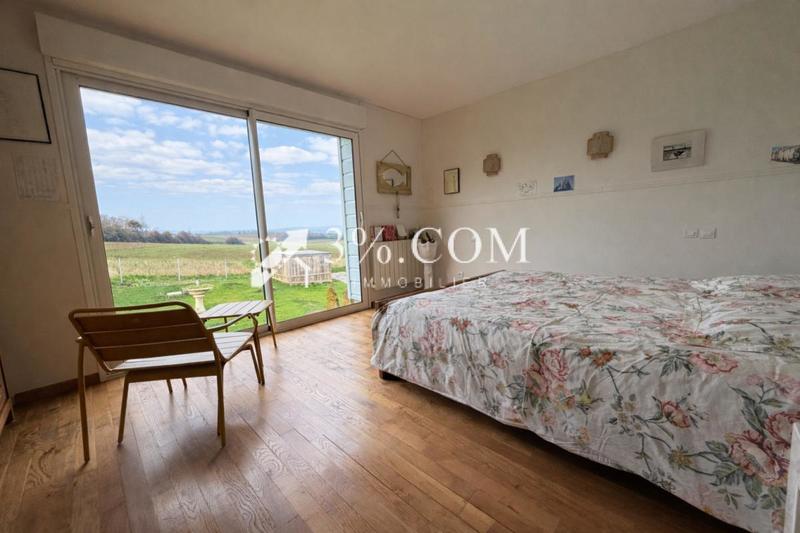 Maison - 97 m² - 5 pièces