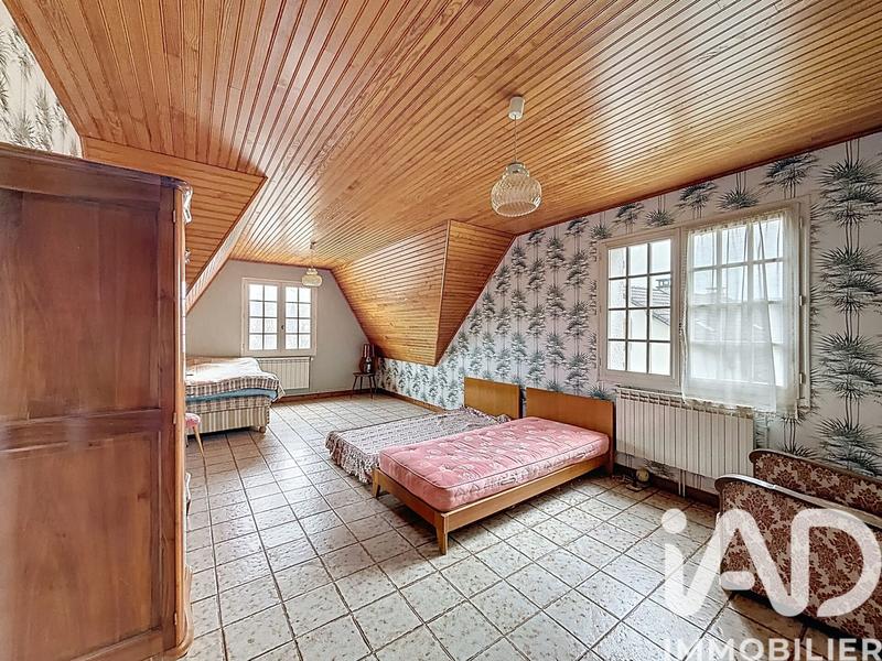 Maison - 178 m² - 7 pièces