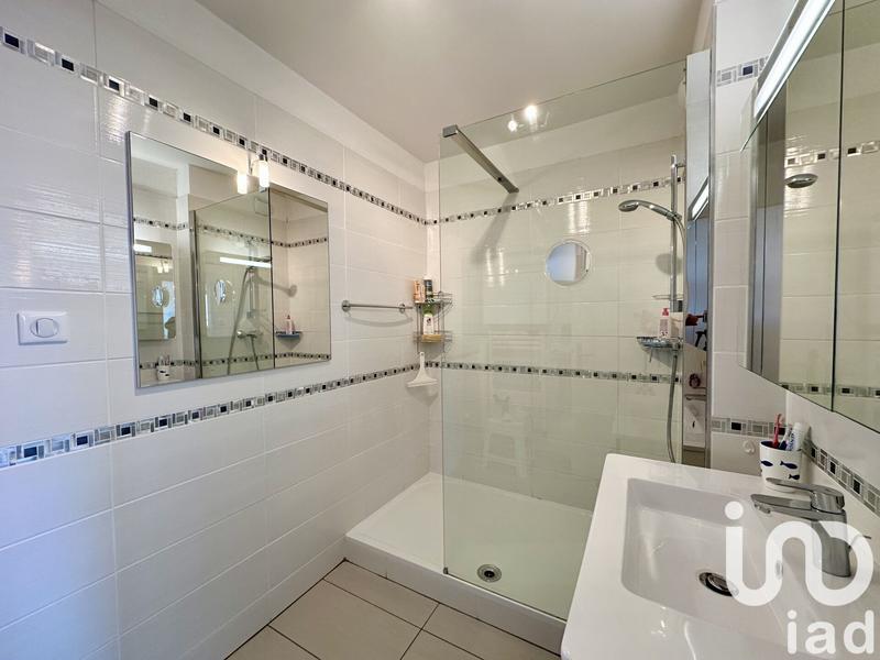 Appartement - 90 m² - 3 pièces