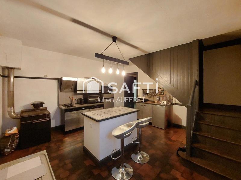 Maison - 139 m² - 5 pièces