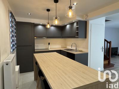 Maison de ville - 80 m² - 5 pièces