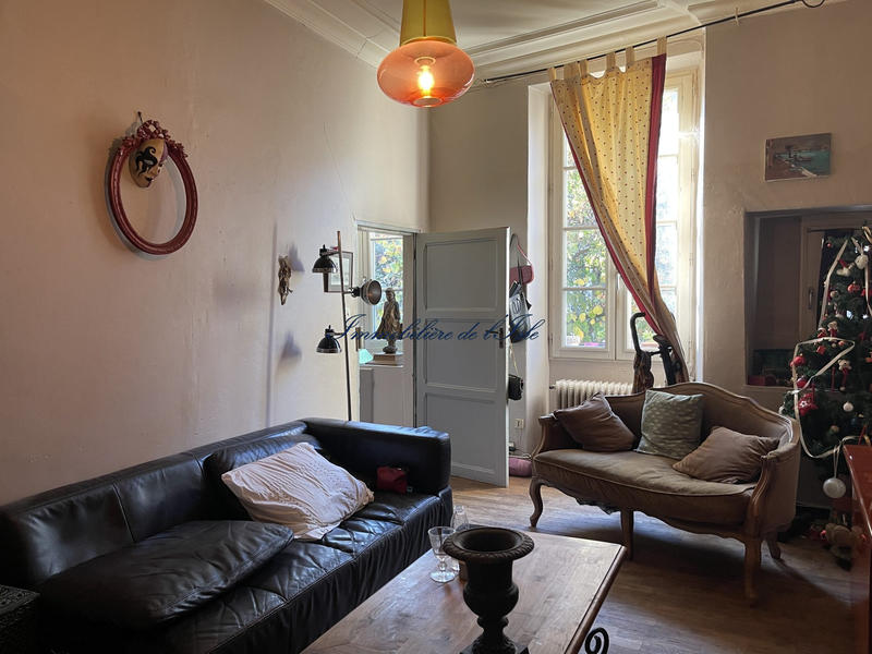 Appartement - 95 m² - 5 pièces