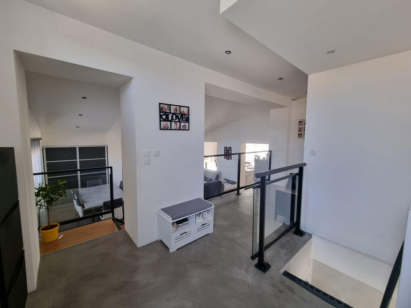 Maison - 169 m² - 6 pièces