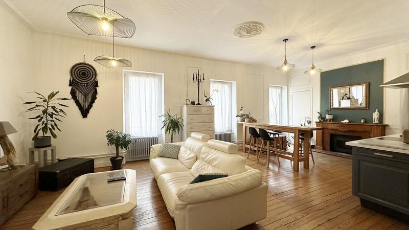 Maison de ville - 180 m² - 7 pièces