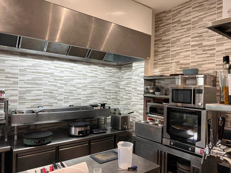 Local commercial - 92 m²