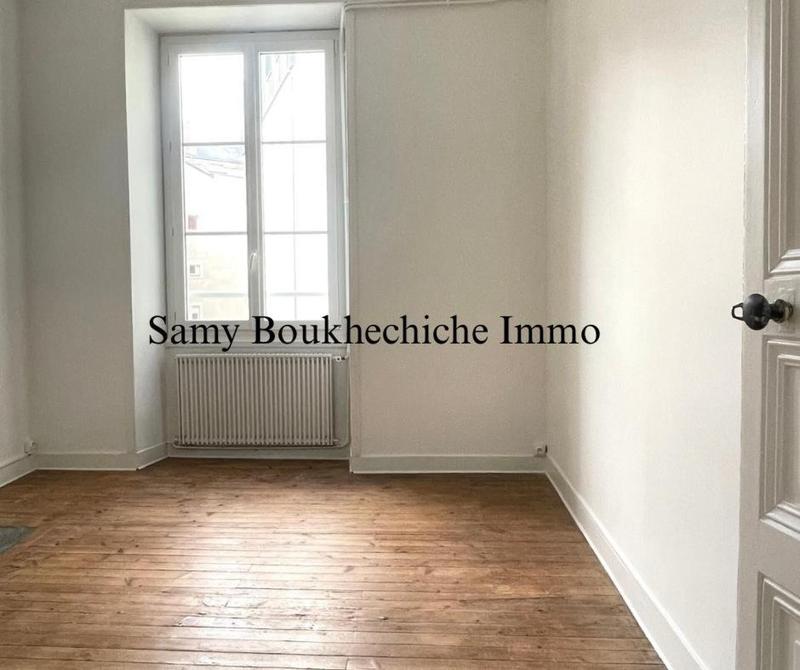 Appartement - 93 m² - 5 pièces
