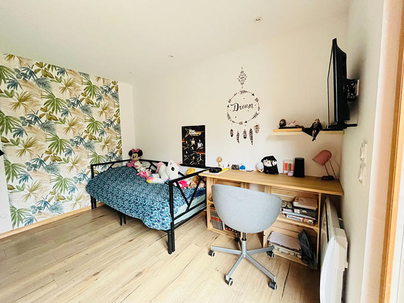 Maison - 92 m² - 5 pièces