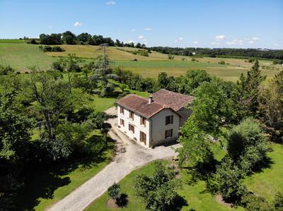 Maison - 157 m² - 6 pièces