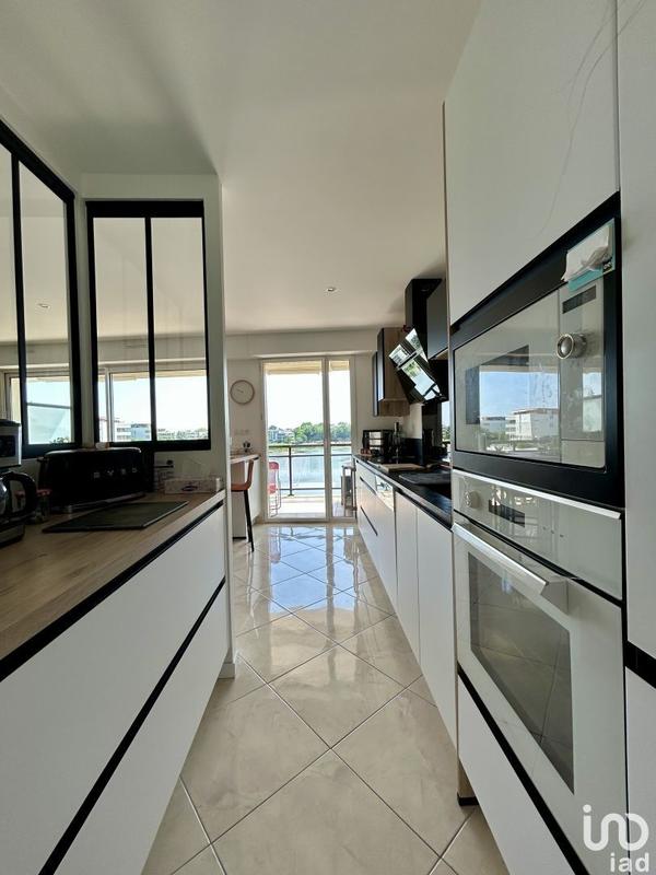 Appartement - 94 m² - 4 pièces