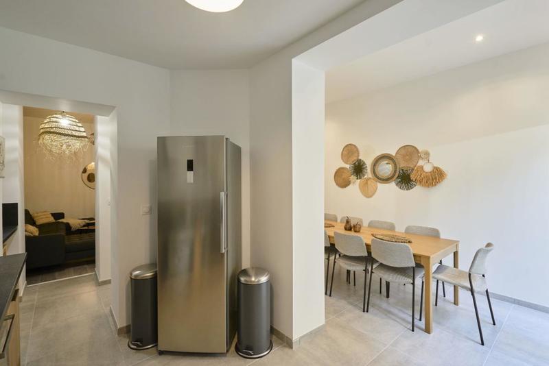 Maison - 175 m² - 10 pièces