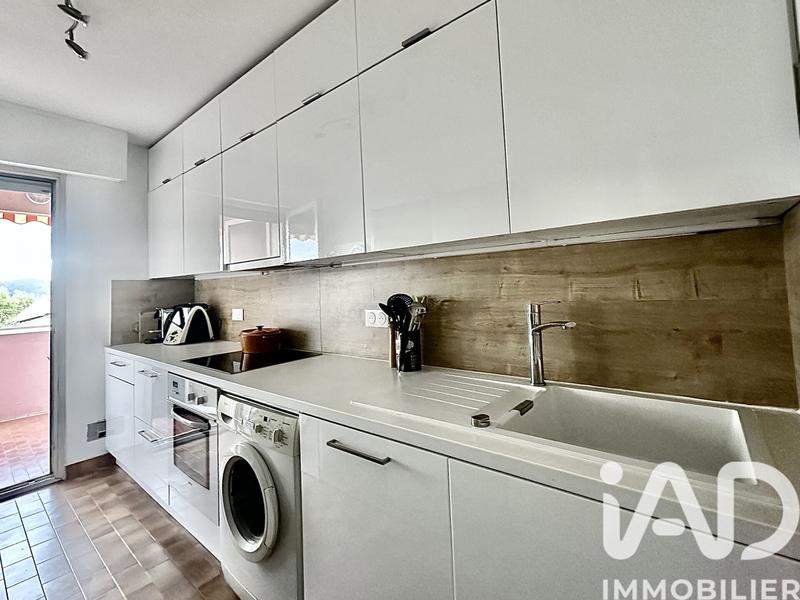 Appartement - 75 m² - 4 pièces